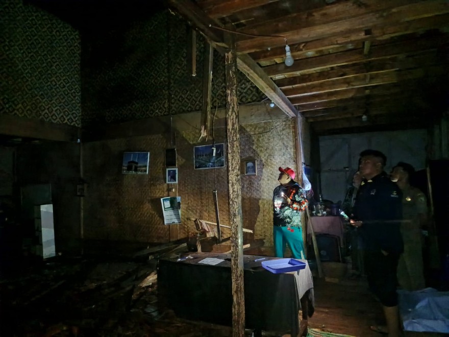 MUSIBAH ROBOHNYA PONDOK PESANTREN 